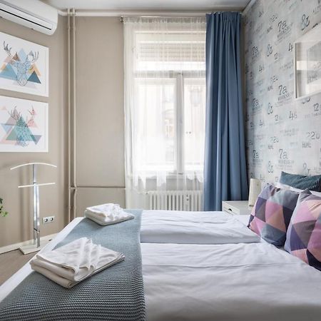 Bpr Chic Gem In The Heart Of The City Boedapest Buitenkant foto