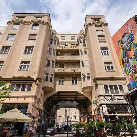 Bpr Chic Gem In The Heart Of The City Boedapest Buitenkant foto