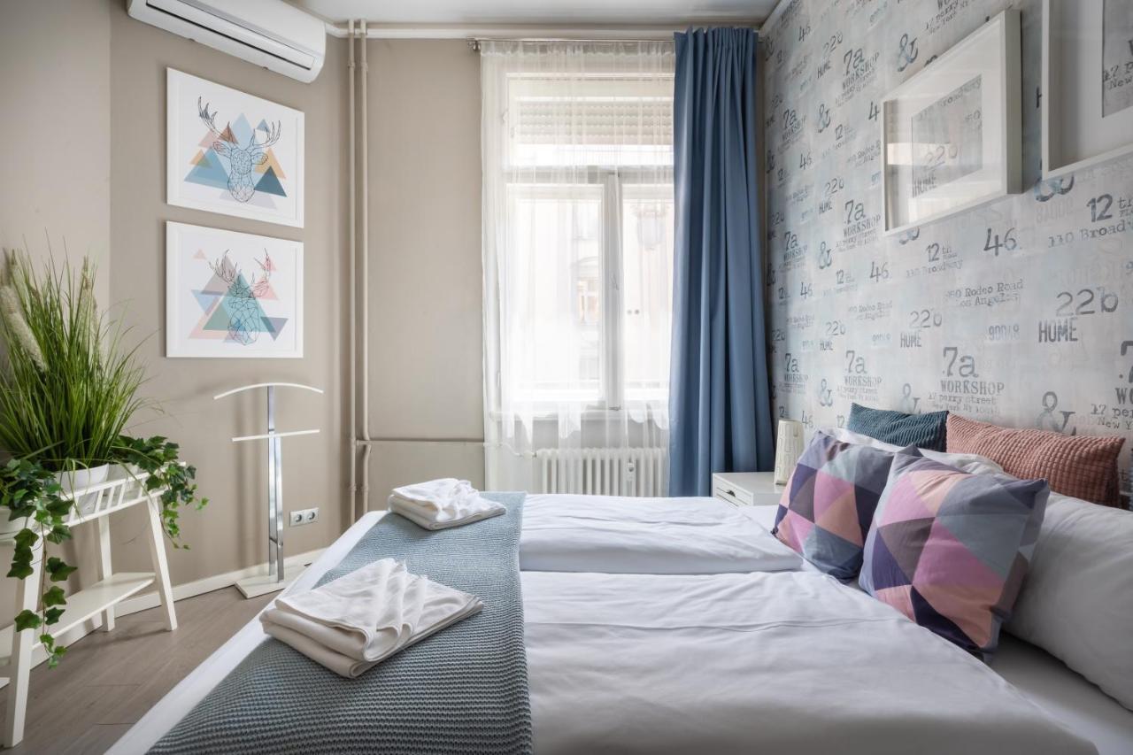 Bpr Chic Gem In The Heart Of The City Boedapest Buitenkant foto