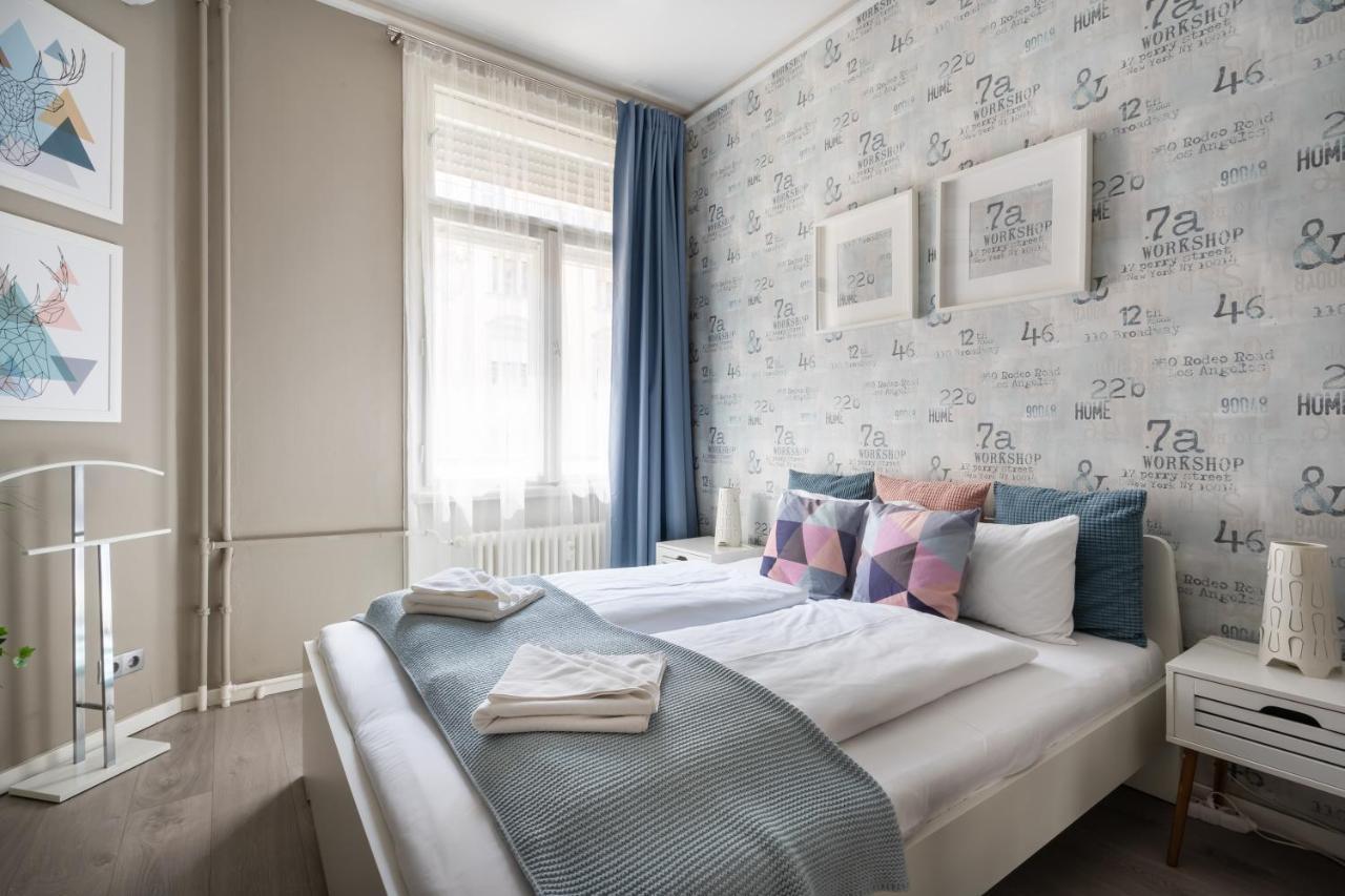 Bpr Chic Gem In The Heart Of The City Boedapest Buitenkant foto